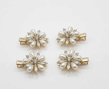 Pearl Starburst Mini Hair Clips